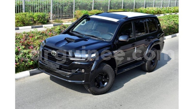 Big with watermark toyota land cruiser conakry import dubai 4141