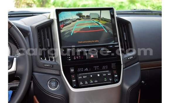 Buy Import Toyota Land Cruiser Black Car in Import - Dubai in Conakry Buy Import Toyota Land Cruiser Black Car in Import - Dubai in Conakry
