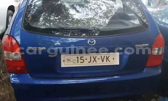 Acheter Occasion Voiture Mazda 323 Bleu à Kaloum au Conakry Acheter Occasion Voiture Mazda 323 Bleu à Kaloum au Conakry