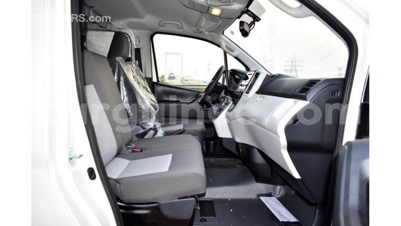 Big with watermark toyota hiace conakry import dubai 4143