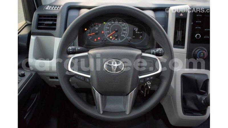 Big with watermark toyota hiace conakry import dubai 4143