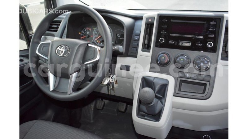 Big with watermark toyota hiace conakry import dubai 4143