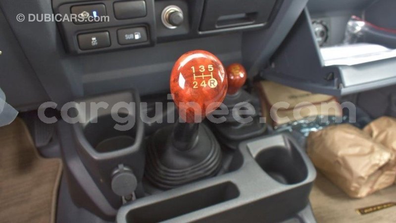 Big with watermark toyota land cruiser conakry import dubai 4144