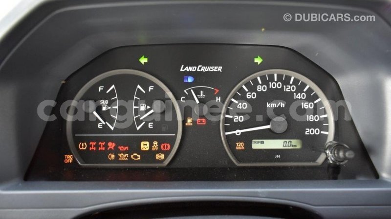 Big with watermark toyota land cruiser conakry import dubai 4144