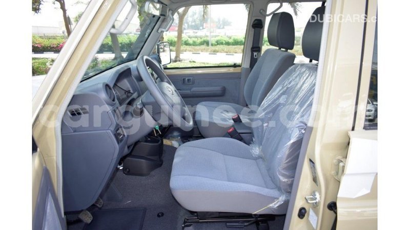 Big with watermark toyota land cruiser conakry import dubai 4145