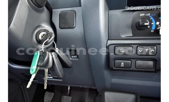 Buy Import Toyota Land Cruiser Beige Car in Import - Dubai in Conakry Buy Import Toyota Land Cruiser Beige Car in Import - Dubai in Conakry