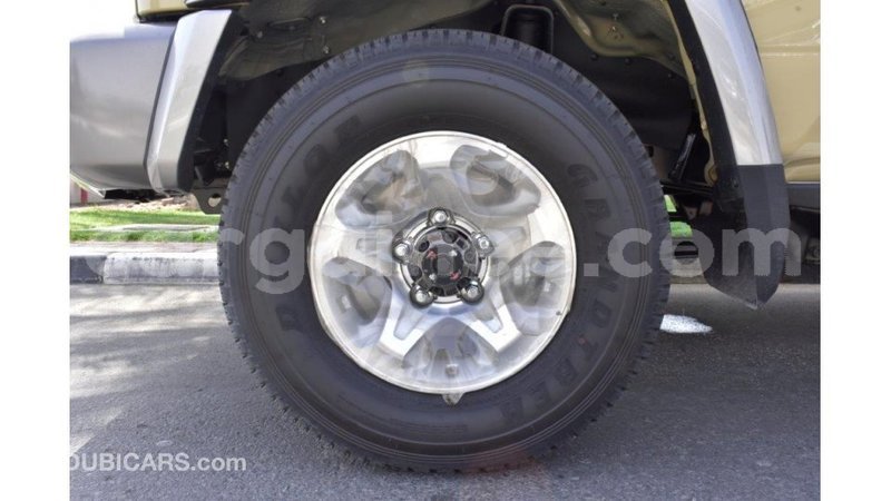 Big with watermark toyota land cruiser conakry import dubai 4145