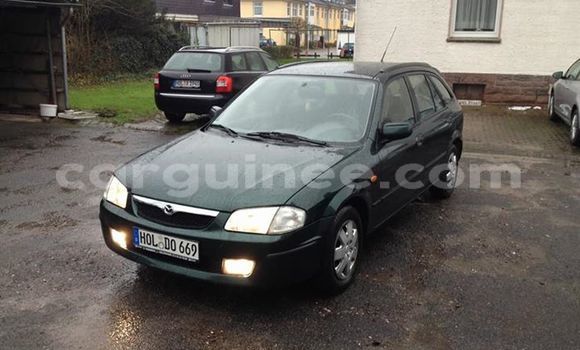 Acheter Occasion Voiture Mazda 323 Vert à Kaloum, Conakry