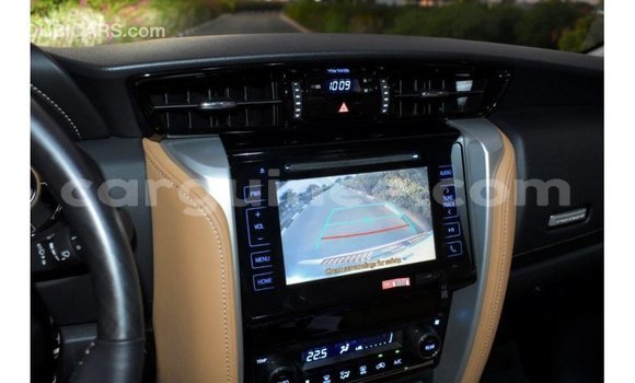 Buy Import Toyota Fortuner White Car in Import - Dubai in Conakry Buy Import Toyota Fortuner White Car in Import - Dubai in Conakry
