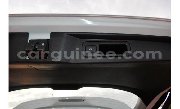 Buy Import Toyota Fortuner White Car in Import - Dubai in Conakry Buy Import Toyota Fortuner White Car in Import - Dubai in Conakry