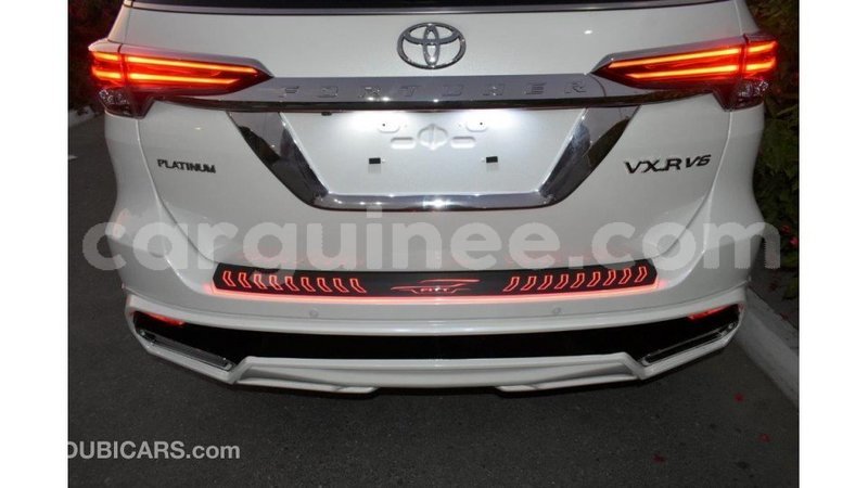 Big with watermark toyota fortuner conakry import dubai 4147