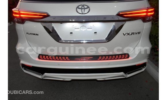 Buy Import Toyota Fortuner White Car in Import - Dubai in Conakry Buy Import Toyota Fortuner White Car in Import - Dubai in Conakry