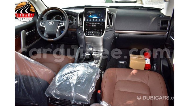 Big with watermark toyota land cruiser conakry import dubai 4148