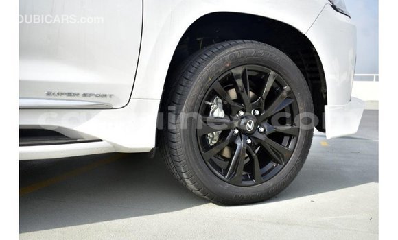 Buy Import Lexus LX White Car in Import - Dubai in Conakry Buy Import Lexus LX White Car in Import - Dubai in Conakry