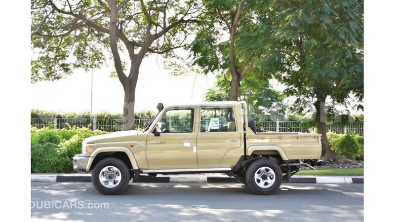 Big with watermark toyota land cruiser conakry import dubai 4151