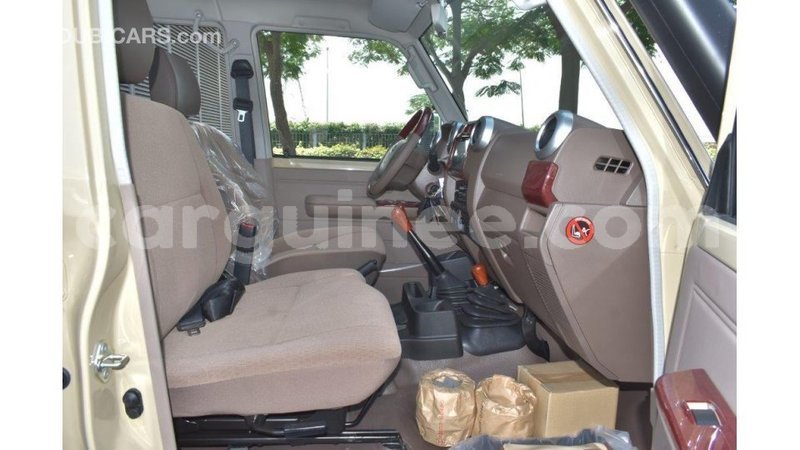 Big with watermark toyota land cruiser conakry import dubai 4151