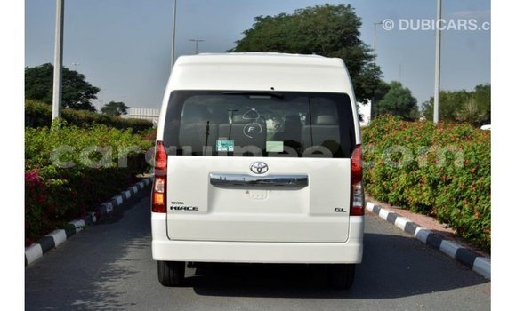 Buy Import Toyota Hiace White Car in Import - Dubai in Conakry Buy Import Toyota Hiace White Car in Import - Dubai in Conakry