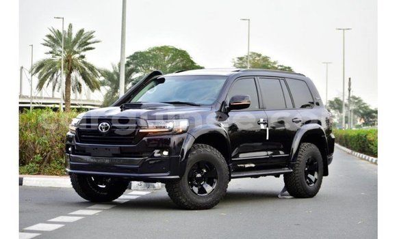 Buy Import Toyota Land Cruiser Black Car in Import - Dubai in Conakry Buy Import Toyota Land Cruiser Black Car in Import - Dubai in Conakry
