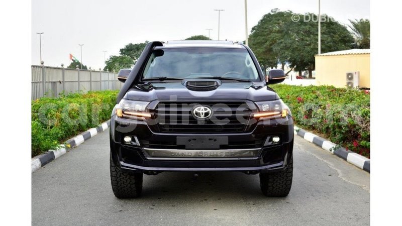 Big with watermark toyota land cruiser conakry import dubai 4159
