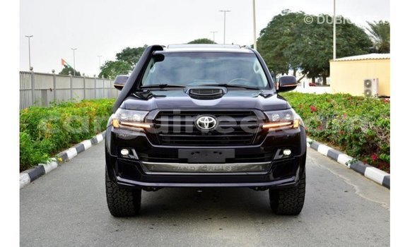 Buy Import Toyota Land Cruiser Black Car in Import - Dubai in Conakry Buy Import Toyota Land Cruiser Black Car in Import - Dubai in Conakry