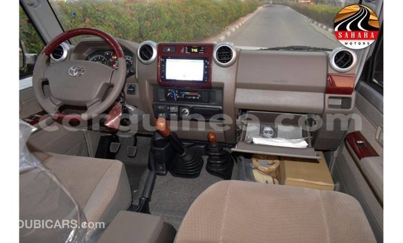 Buy Import Toyota Land Cruiser Other Car in Import - Dubai in Conakry Buy Import Toyota Land Cruiser Other Car in Import - Dubai in Conakry