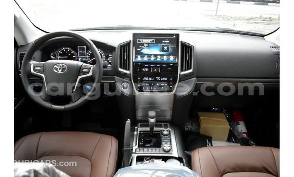 Buy Import Toyota Land Cruiser Other Car in Import - Dubai in Conakry Buy Import Toyota Land Cruiser Other Car in Import - Dubai in Conakry