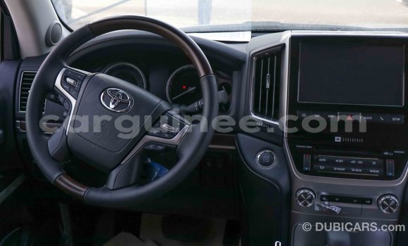 Buy Import Toyota Land Cruiser Black Car in Import - Dubai in Conakry Buy Import Toyota Land Cruiser Black Car in Import - Dubai in Conakry