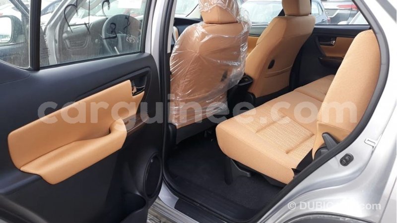 Big with watermark toyota fortuner conakry import dubai 4168