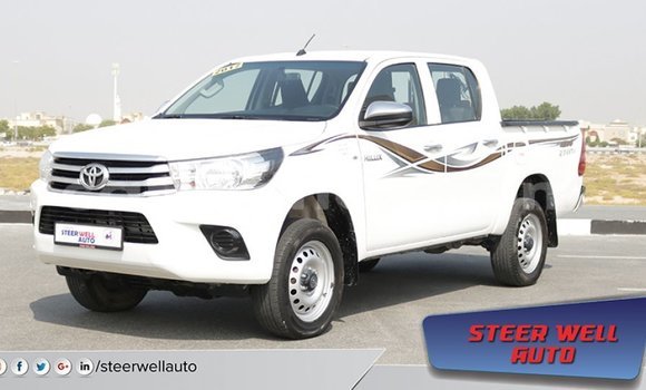 Acheter Import Voiture Toyota Hilux Blanc à Import - Dubai, Conakry Acheter Import Voiture Toyota Hilux Blanc à Import - Dubai, Conakry