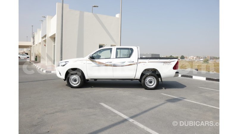 Big with watermark toyota hilux conakry import dubai 4173