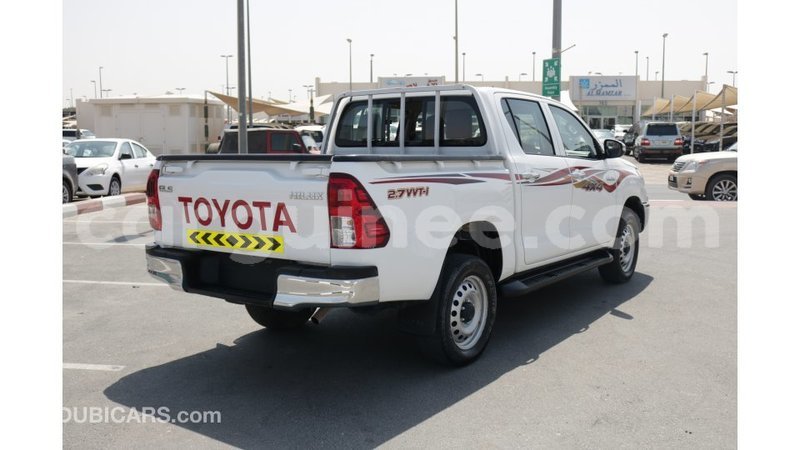 Big with watermark toyota hilux conakry import dubai 4175