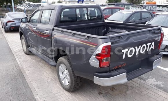 Acheter Import Voiture Toyota Hilux Autre à Import - Dubai, Conakry Acheter Import Voiture Toyota Hilux Autre à Import - Dubai, Conakry