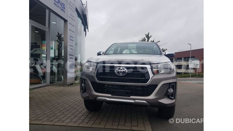 Big with watermark toyota hilux conakry import dubai 4179