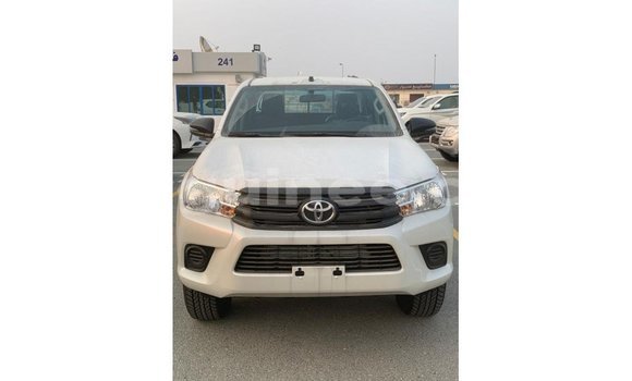 Buy Import Toyota Hilux White Car in Import - Dubai in Conakry Buy Import Toyota Hilux White Car in Import - Dubai in Conakry
