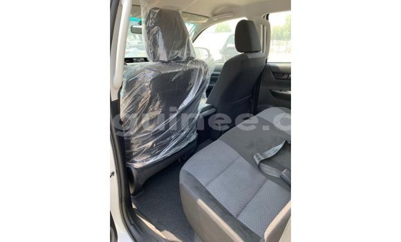 Buy Import Toyota Hilux White Car in Import - Dubai in Conakry Buy Import Toyota Hilux White Car in Import - Dubai in Conakry
