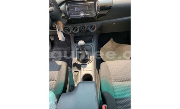 Buy Import Toyota Hilux White Car in Import - Dubai in Conakry Buy Import Toyota Hilux White Car in Import - Dubai in Conakry