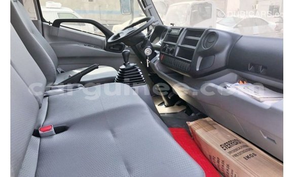 Buy Import Hino 300 Series White Truck in Import - Dubai in Conakry Buy Import Hino 300 Series White Truck in Import - Dubai in Conakry