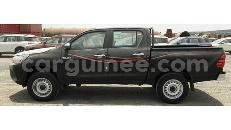 Big with watermark toyota hilux conakry import dubai 4187
