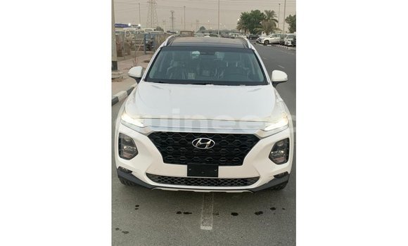 Acheter Import Voiture Hyundai Santa Fe Blanc à Import - Dubai, Conakry Acheter Import Voiture Hyundai Santa Fe Blanc à Import - Dubai, Conakry