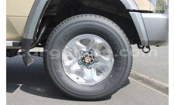 Acheter Import Voiture Toyota Land Cruiser Beige à Import - Dubai, Conakry Acheter Import Voiture Toyota Land Cruiser Beige à Import - Dubai, Conakry