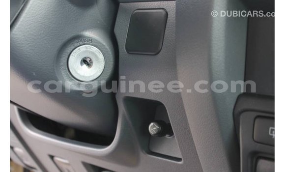 Acheter Import Voiture Toyota Land Cruiser Beige à Import - Dubai, Conakry Acheter Import Voiture Toyota Land Cruiser Beige à Import - Dubai, Conakry