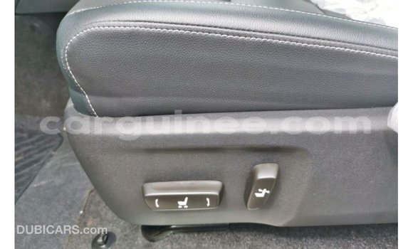 Acheter Import Voiture Toyota Hilux Marron à Import - Dubai, Conakry Acheter Import Voiture Toyota Hilux Marron à Import - Dubai, Conakry