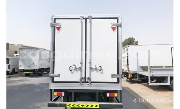 Buy Import Hino 300 Series White Truck in Import - Dubai in Conakry Buy Import Hino 300 Series White Truck in Import - Dubai in Conakry