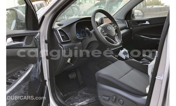 Buy Import Hyundai Tucson Other Car in Import - Dubai in Conakry Buy Import Hyundai Tucson Other Car in Import - Dubai in Conakry