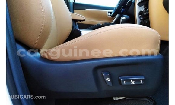 Acheter Import Voiture Toyota Fortuner Blanc à Import - Dubai, Conakry Acheter Import Voiture Toyota Fortuner Blanc à Import - Dubai, Conakry