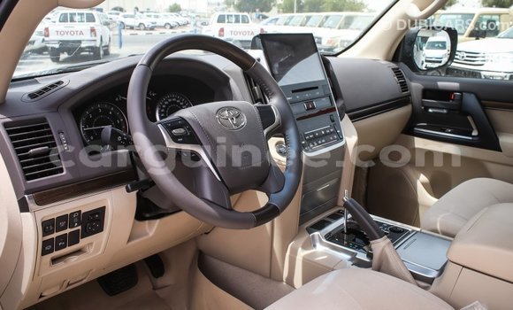 Buy Import Toyota Land Cruiser Black Car in Import - Dubai in Conakry Buy Import Toyota Land Cruiser Black Car in Import - Dubai in Conakry