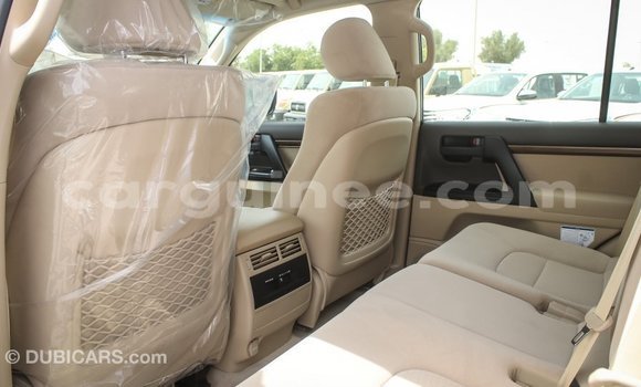 Buy Import Toyota Land Cruiser Black Car in Import - Dubai in Conakry Buy Import Toyota Land Cruiser Black Car in Import - Dubai in Conakry