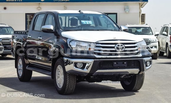 Acheter Import Voiture Toyota Hilux Noir à Import - Dubai, Conakry Acheter Import Voiture Toyota Hilux Noir à Import - Dubai, Conakry