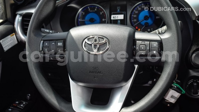 Big with watermark toyota hilux conakry import dubai 4218