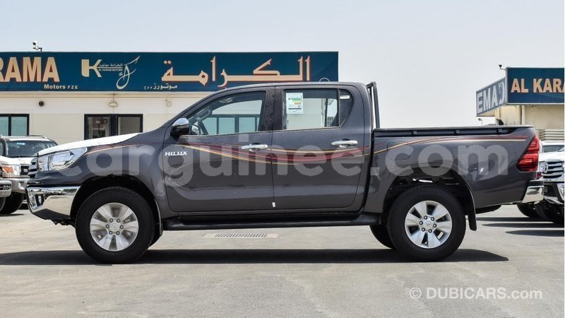 Big with watermark toyota hilux conakry import dubai 4219